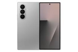 Samsung Galaxy Z Fold7 256GB sombra plateada nuevo plegado y desplegado